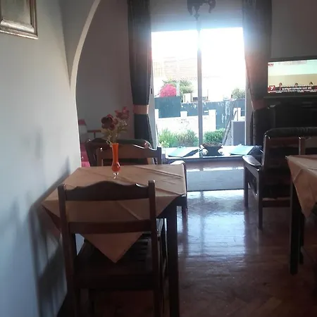 Residencial Casa Lena Bed & Breakfast *